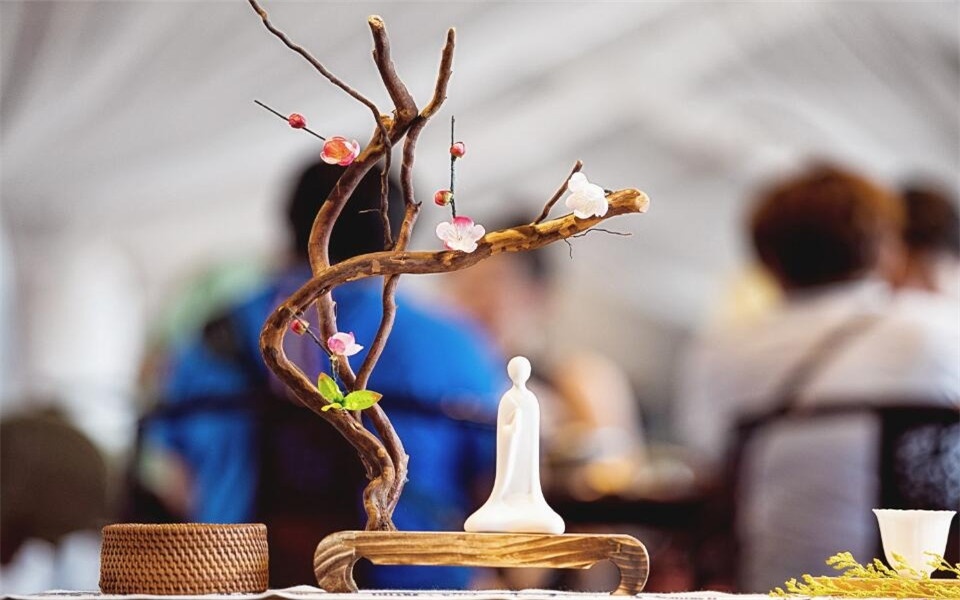 古(gu)戲檯(tai)昆曲文(wén)化禮品(pin) 